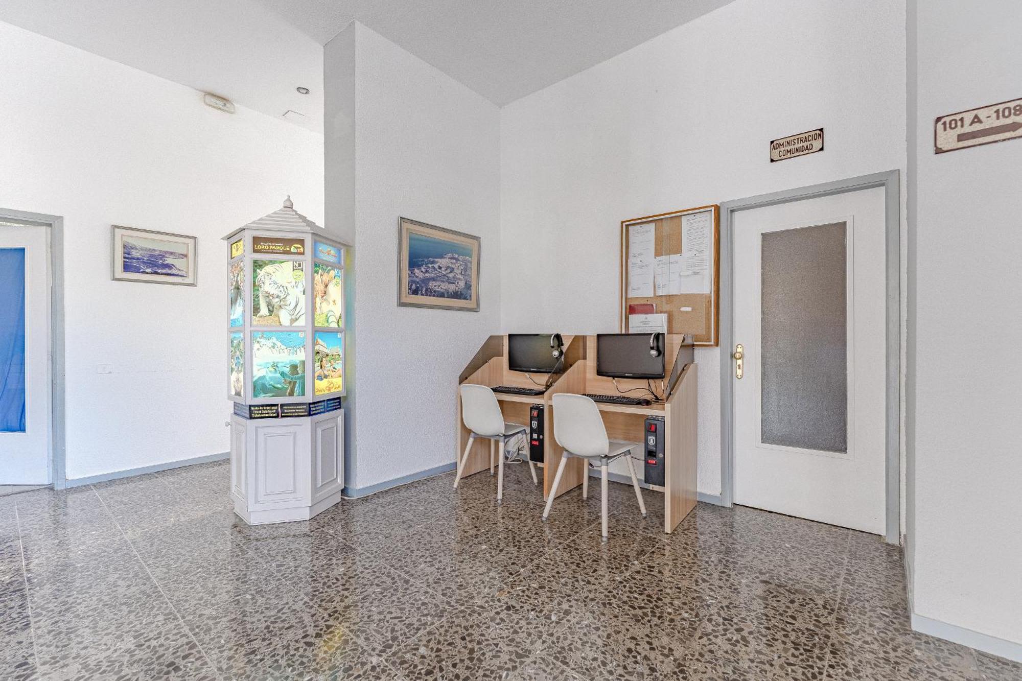 Frontline Ocean View Apartment Los Cristianos Los Cristianos  Extérieur photo